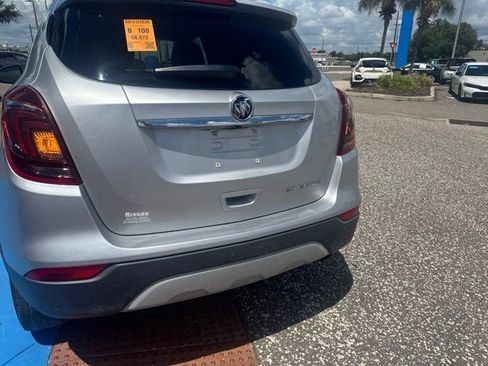Used 2021 Buick Encore Preferred FWD image 22