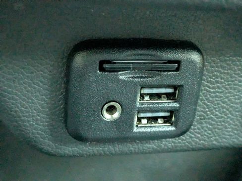 Certified 2023 Chevrolet Traverse Premier w/ Redline Edition image 25