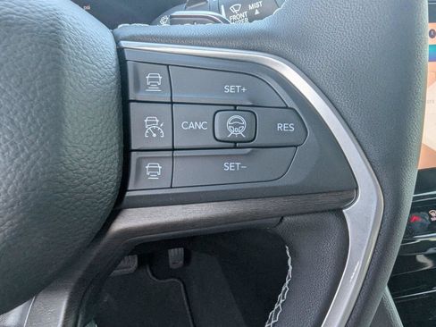 New 2026 Jeep Grand Cherokee Limited RWD image 20