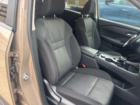 Used 2025 Nissan Rogue SV AWD/4WD image 37