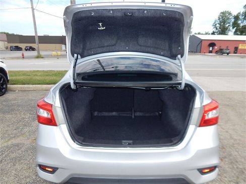 Used 2016 Nissan Sentra SV FWD image 10
