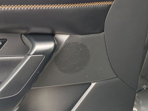 Used 2025 MAZDA CX-50 AWD 2.5 Hybrid w/ Premium Pkg image 16