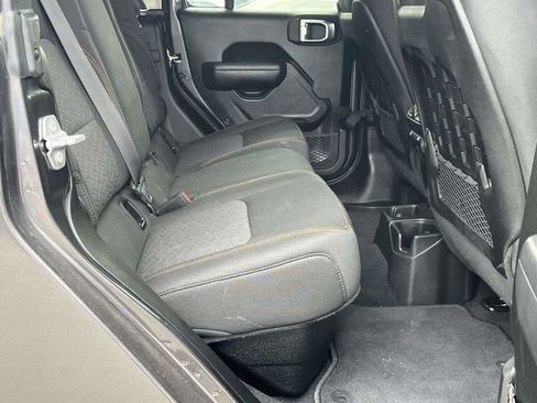 Used 2022 Jeep Gladiator Mojave w/ Trailer Tow Package image 21