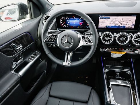 New 2025 Mercedes-Benz GLA 250 image 14