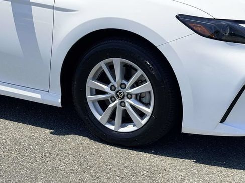 Used 2026 Toyota Camry LE FWD image 7