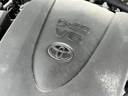 Used 2023 Toyota Tacoma TRD Sport w/ Technology Package image 24