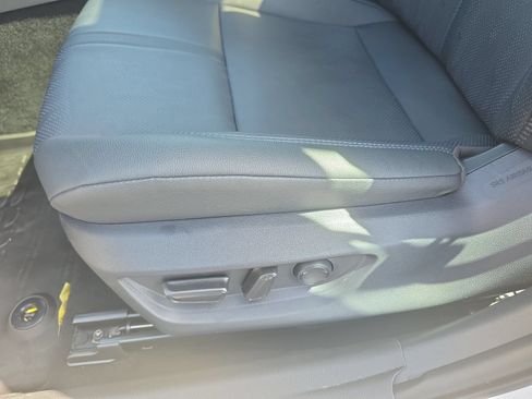 Used 2026 Toyota Camry XSE FWD image 27