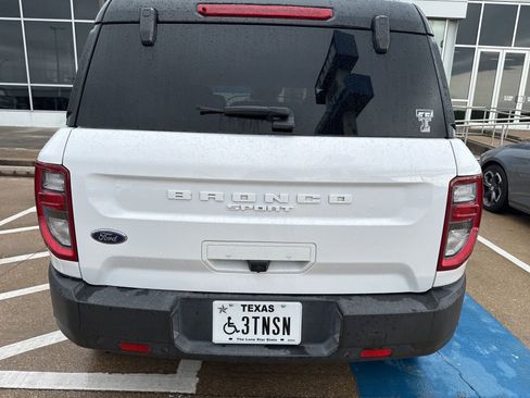 Used 2022 Ford Bronco Sport Outer Banks image 7