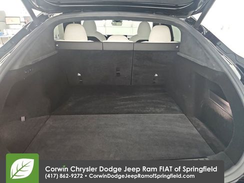 Used 2021 Tesla Model S Plaid image 32