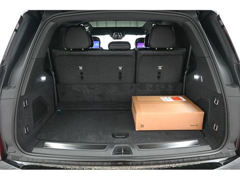 New 2026 Cadillac Escalade IQL Luxury image 62