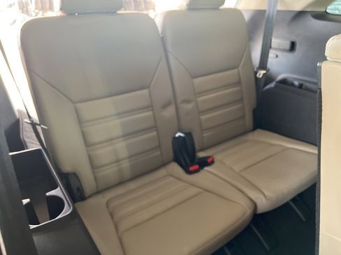 Used 2020 Kia Sorento EX image 16