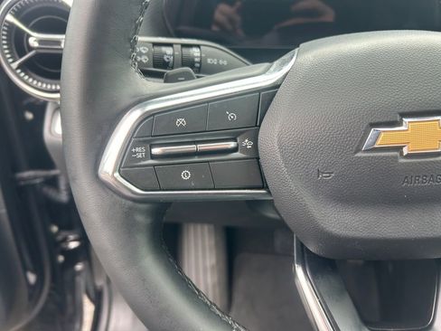 Used 2026 Chevrolet Equinox LT AWD/4WD image 16