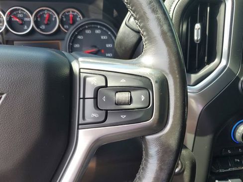 Used 2020 Chevrolet Silverado 1500 LTZ w/ LTZ Convenience Package AWD/4WD image 13