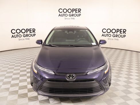 Used 2023 Toyota Corolla LE FWD image 8