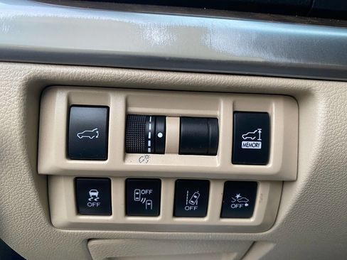 Used 2018 Subaru Outback 3.6R Limited image 12