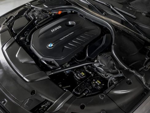 Used 2017 BMW 740i xDrive image 47