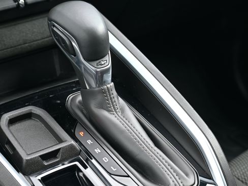 Used 2023 Chevrolet Colorado LT image 26