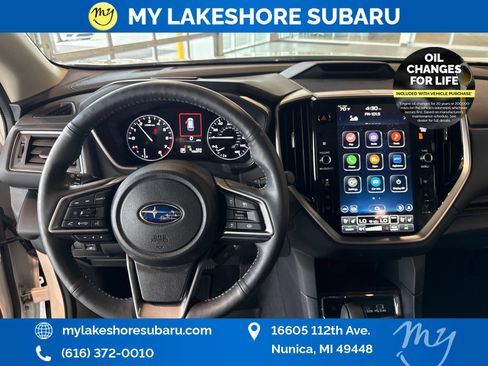 Used 2025 Subaru Ascent Touring AWD/4WD image 17