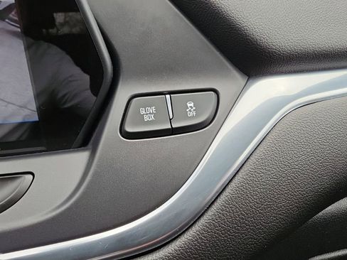 Certified 2020 Chevrolet Blazer LT image 19