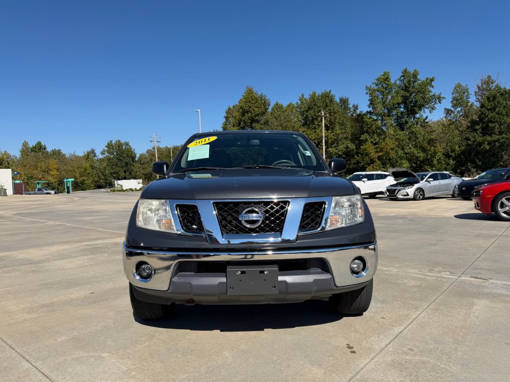 Used 2011 Nissan Frontier SV w/ SV Premium Utility Pkg AWD/4WD image 2