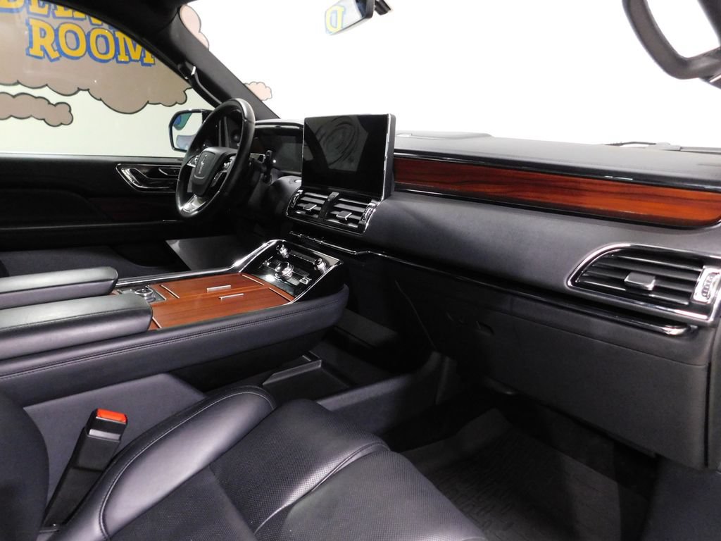 Used 2024 Lincoln Navigator Reserve w/ Equipment Group 201A AWD/4WD image 93