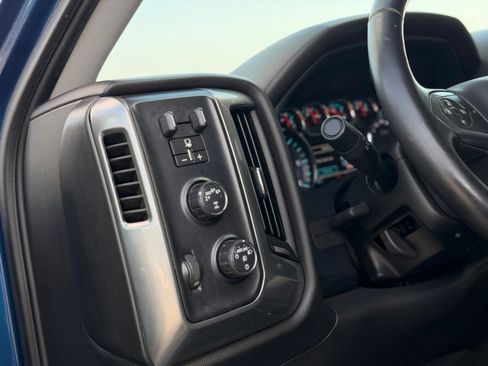 Used 2018 Chevrolet Silverado 1500 LT w/ All Star Edition AWD/4WD image 26