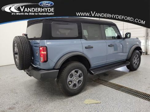 New 2025 Ford Bronco Big Bend image 3