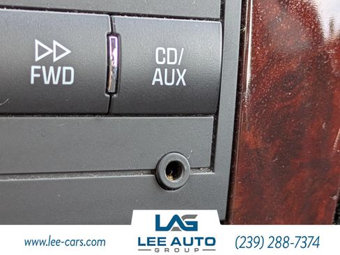 Used 2009 Chevrolet Impala LT FWD image 22