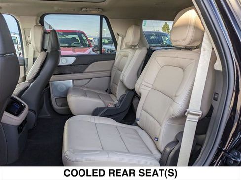 Used 2024 Lincoln Navigator Reserve image 24