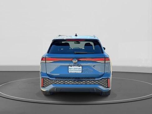 New 2026 Volkswagen Tiguan SE R-Line FWD image 4