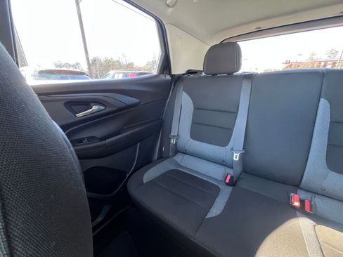 Used 2025 Chevrolet TrailBlazer LT w/ Driver Confidence Package image 39