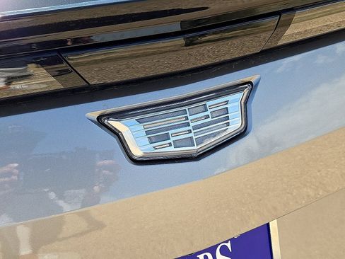 Used 2024 Cadillac Lyriq Sport RWD image 12