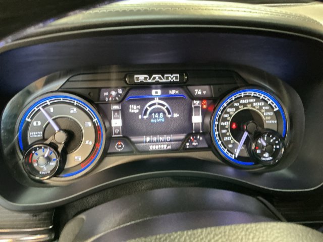 Used 2022 RAM 3500 Limited AWD/4WD image 14