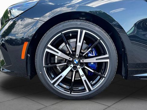 New 2026 BMW 530i xDrive w/ M Sport Package image 11