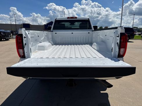 Used 2024 GMC Sierra 2500 Pro w/ 1SA Pro Safety Plus Package AWD/4WD image 6