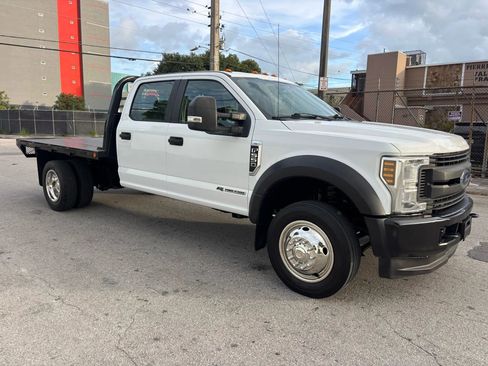 Used 2018 Ford F550 4x4 Crew Cab Super Duty image 6