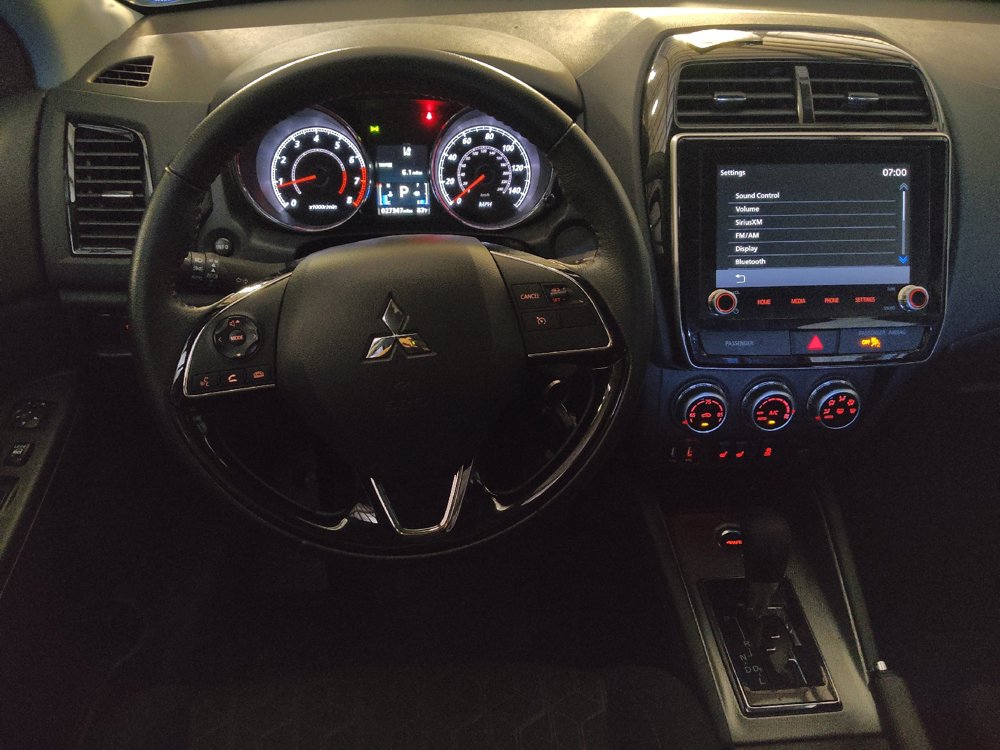Used 2025 Mitsubishi Outlander Sport LE AWD/4WD image 22