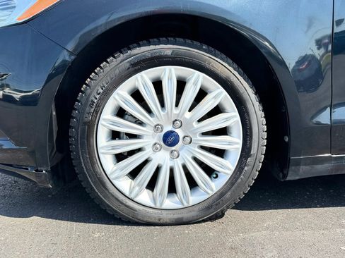 Used 2014 Ford Fusion SE w/ Equipment Group 502A FWD image 36