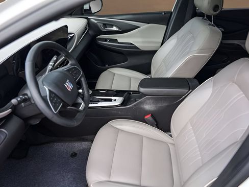 Used 2024 Buick Envista Avenir FWD image 9