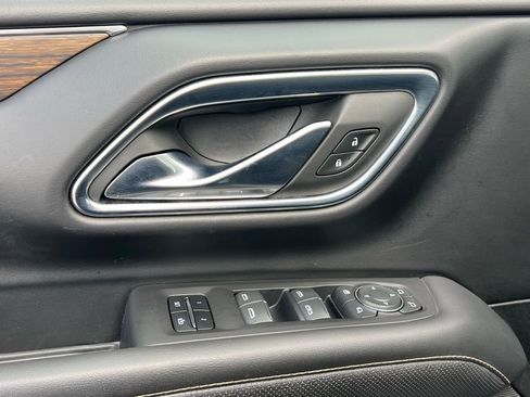Certified 2023 Chevrolet Suburban Premier AWD/4WD image 30