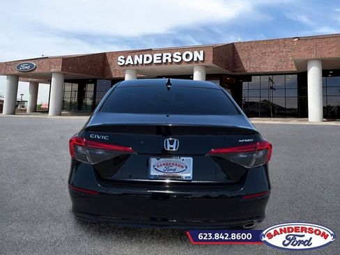 Used 2024 Honda Civic Sport image 4