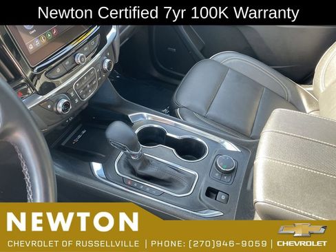 Used 2023 Chevrolet Traverse Premier AWD/4WD image 22