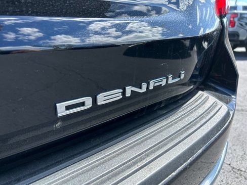 Used 2024 GMC Yukon Denali w/ Denali Reserve Package AWD/4WD image 12