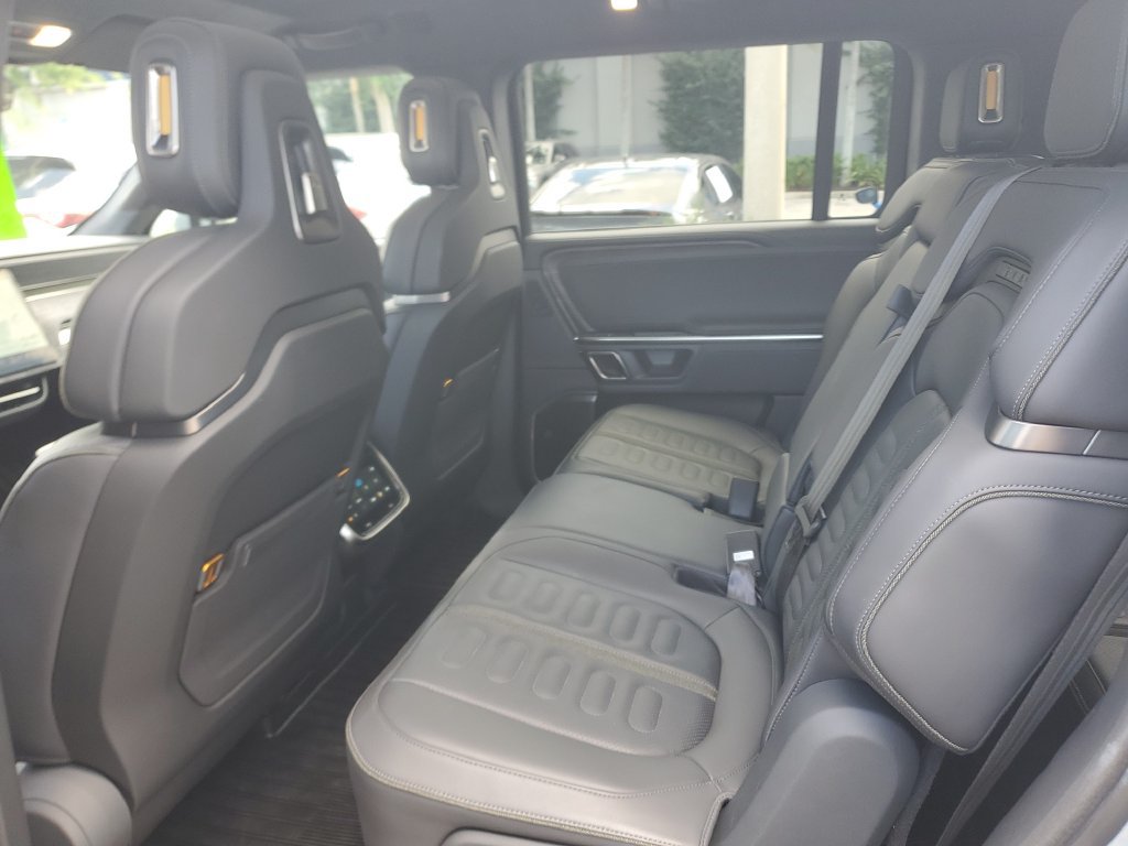 Used 2023 Rivian R1S Adventure Quad AWD/4WD image 16