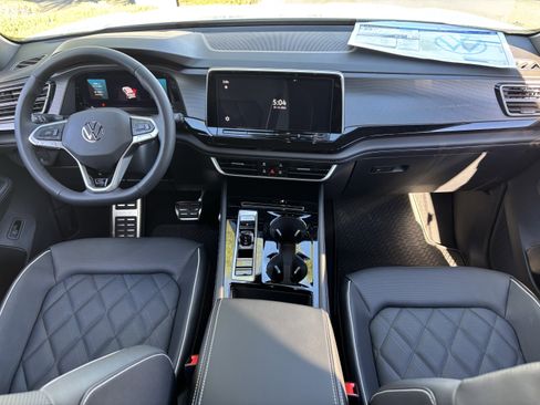 New 2026 Volkswagen Atlas Cross Sport SEL Premium R-Line image 12