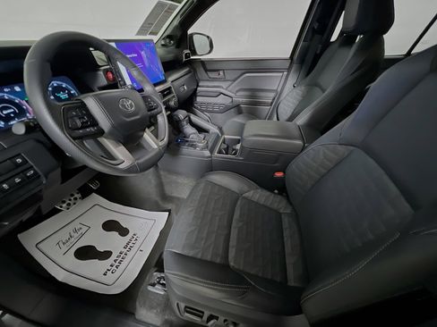 Used 2025 Toyota 4Runner TRD Sport Premium image 15