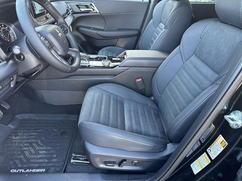 New 2026 Mitsubishi Outlander SE FWD image 22