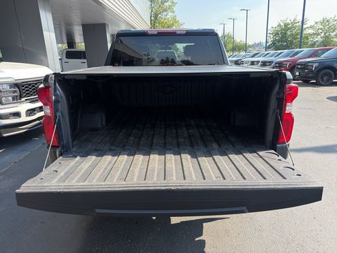 Used 2021 Chevrolet Silverado 1500 LT Trail Boss w/ Bed Protection Package AWD/4WD image 16