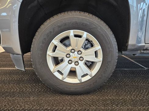 Used 2022 Chevrolet Colorado LT w/ Safety Package AWD/4WD image 10