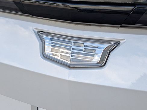 Used 2024 Cadillac Lyriq Luxury w/ LPO, Floor Liner Package AWD/4WD image 14